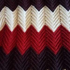 Grannycore warm ripple crochet afghan blanket 3ftx6ft